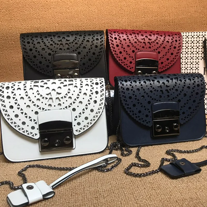 

2019 new luxury brand leather chain envelop bag with one-shoulder diagonal cross-cut lock clasp flap bag Classic bag for ladies