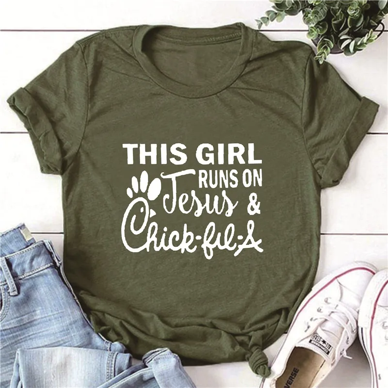 Army green white Эта девушка работает на Иисуса Графический Тройник Женская мода Винтаж Tumblr футболка Эстетическая одежда хлопок Повседневная футболка Топы Прямая - Цвет: Army green white