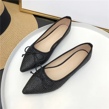 

Straw Mat Flat Shoes Women Ballet Flats Bow Tied Pointed Toe Ladies Slip On Kniited Cane Ballerinas Light Breathable Moccasins
