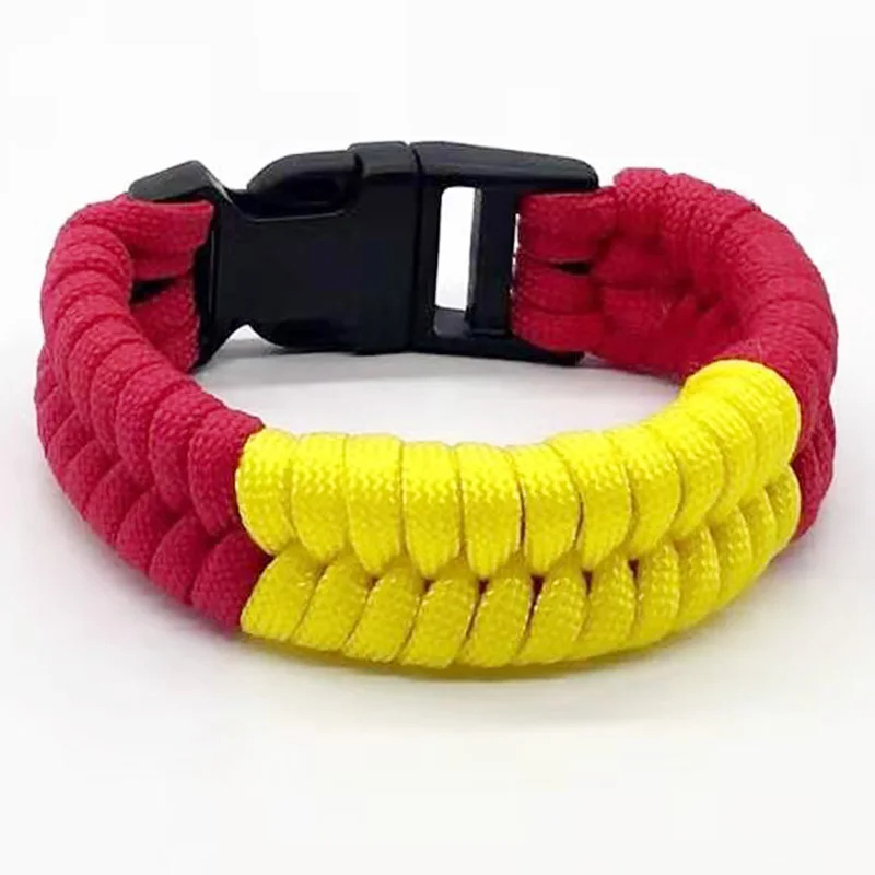 10 шт., новинка, испанская подвеска в виде флага, Паракорд, браслет для выживания, спортивные красные, желтые браслеты и браслеты для мужчин и женщин унисекс, ювелирные изделия