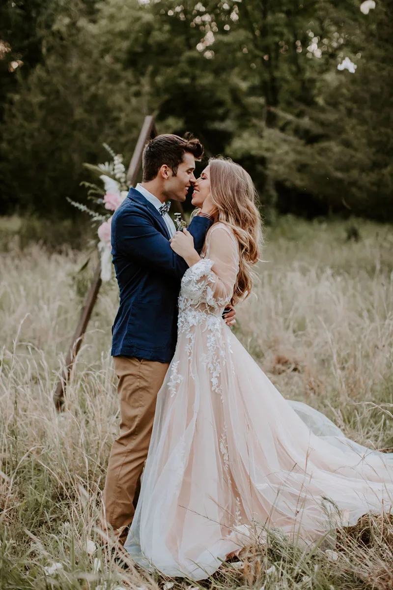 Eightale Boho Wedding dresses Long Sleeves V-Neck Appliques bridal dresses Backless Wedding Gowns Tulle vestidos de noiva