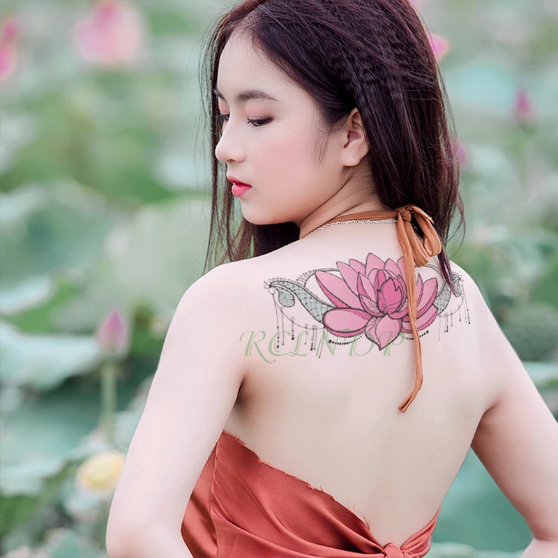 Waterproof Temporary Tattoo Sticker butterfly flower bird sexy Fake Tatoo Breast Chest Back Belly Flash Tatto For Women Girl - Цвет: Светло-желтый