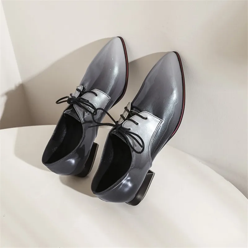 Large Size 33-50 Women Flats Sexy Gradient Patent Leather Low-Heeled Oxford Shoes For Woman 2020 Pointed Toe Lace-Up Lady Flats (30)