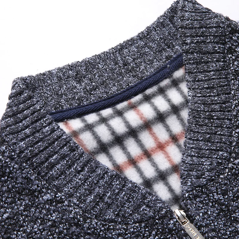 Plus Velvet Cardigan Men's Warm Fashion Contrast Color Stitching Casual V-neck Sweater Jacket Man Wild Loose Sweater Clothes Plus Velvet Cardigan Men's Warm Fashion Contrast Color Stitching Casual V-neck Sweater Jacket Man Wild Loose Sweater Clothes