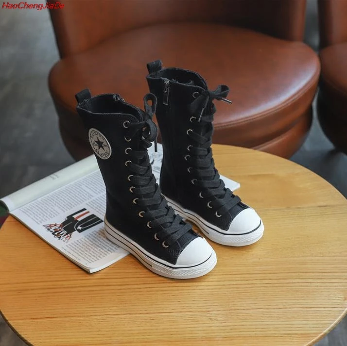 Online Zapatillas de moda de alta calidad para niños zapatos de lona de tela blanca y negra suave para niños y niñas botas Martin 2 colores