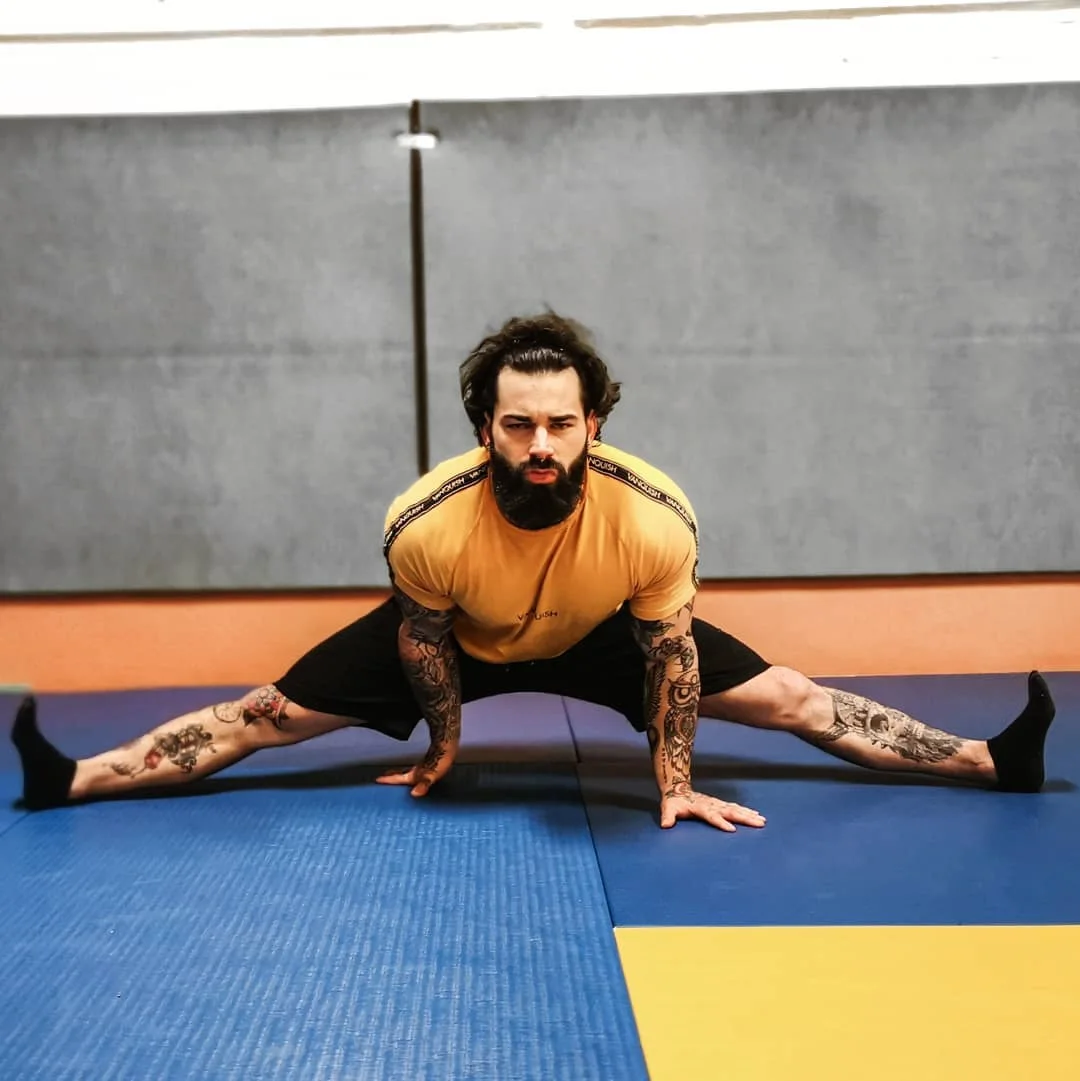 Muscle Dr. Европа и Америка братья стиль летняя спортивная футболка Мужская Фитнес короткий рукав популярный бренд тренировочная одежда