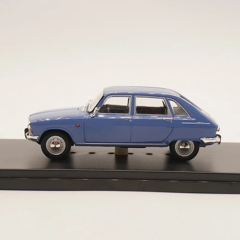 Литая модель автомобиля IST 1:43 RENAULT 16 игрушка из сплава|Наземный транспорт| |