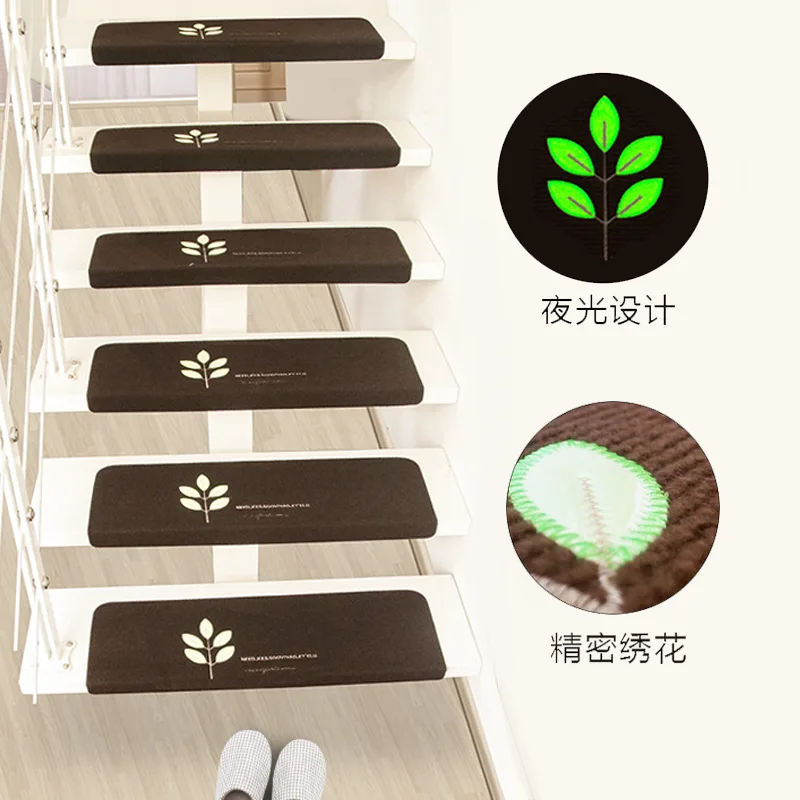 5 Pcs Luminous Staircase Floor Mats Self-adhesive Stair Carpets Leaves Stairway Sticker Non-slip Home Stair-steps Rugs |