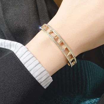 

Zircon Queen Crown Titanium Steel Cuff Bangle Micro Zircon Stone Multi Layer Charm Bracelet Stainless Steel Women Party Jewelry