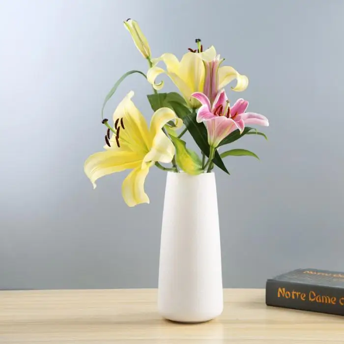 Chinese Classic White black Ceramic Vase Arts Crafts Decor Contracted Porcelain Flower Vase Creative Gift Household Decor VC