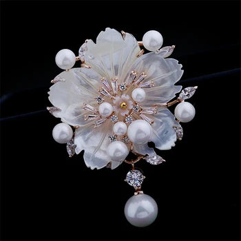 

Vintage Flower Natural Stone Shell Zirconia Brooch Pin Fashion Accessories Suit Dress Brooches for Women Pearl Jewelry Gifts