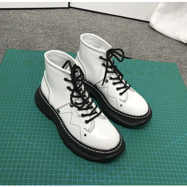 Женские ботинки в байкерском стиле; Роскошные Короткие кожаные ботинки; botas Mujer; женские ботильоны на толстой подошве; модная крутая обувь