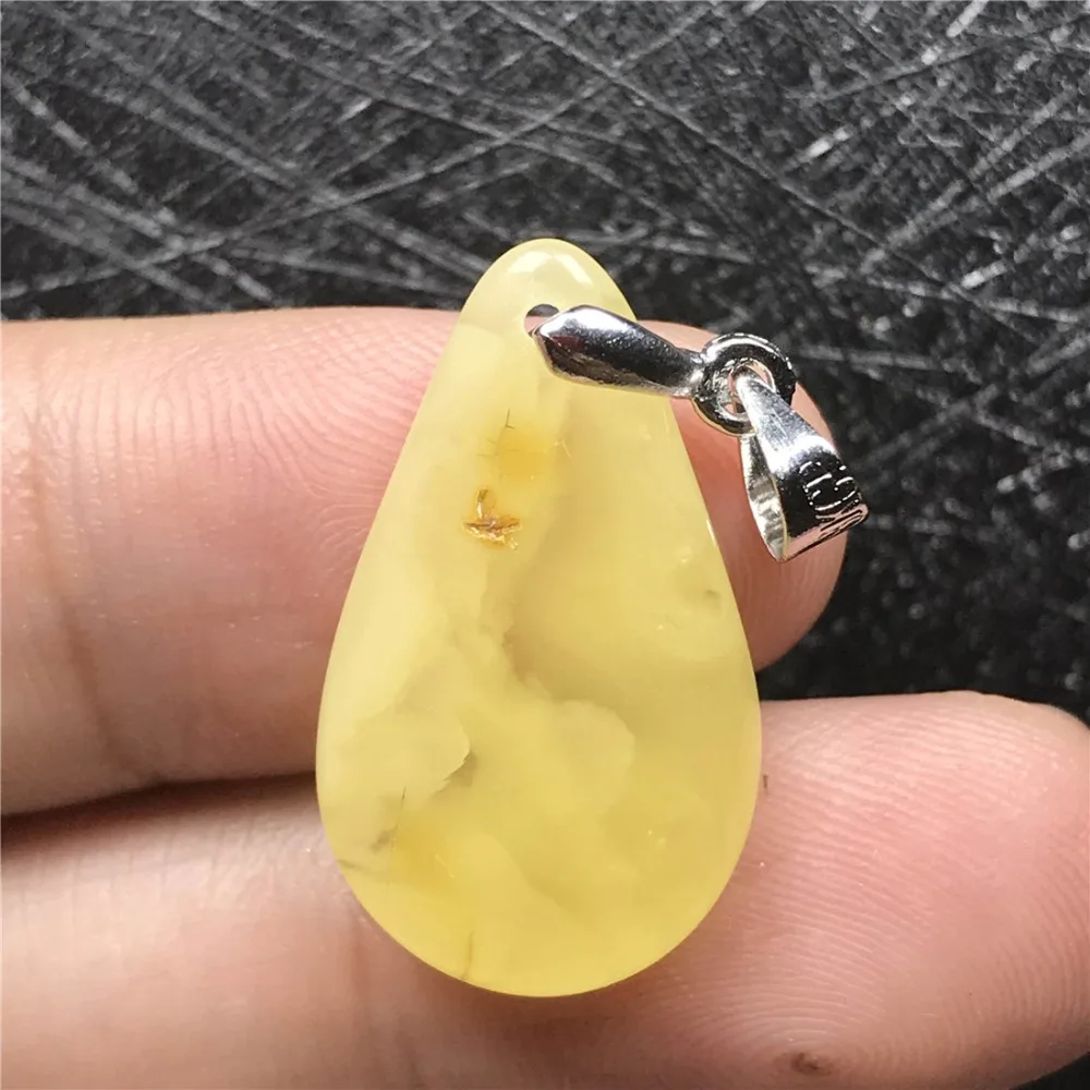 Amber Pendant (86)