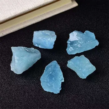

Natural crystals healing stones blue Aquamarine quartz crystal rough raw stone for Home decoration
