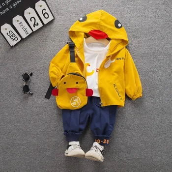 

2020 new autumn Korean three-piece children's clothing for boys and girls 0-4y long-sleeved duck backpack children's suit trend