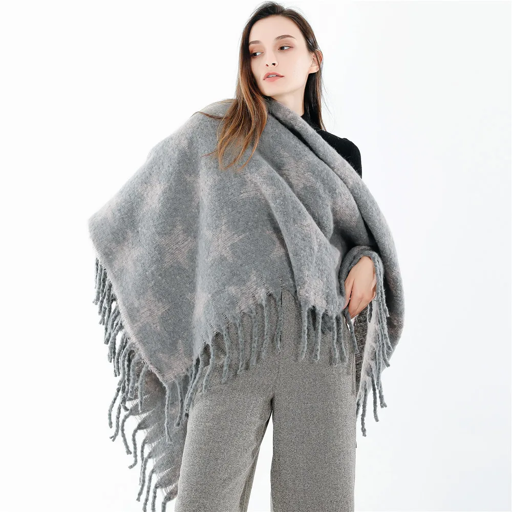

Autumn and Winter New Style Selling Euro-American Style Warming and Thickening Star Style fringed scarf Shawl