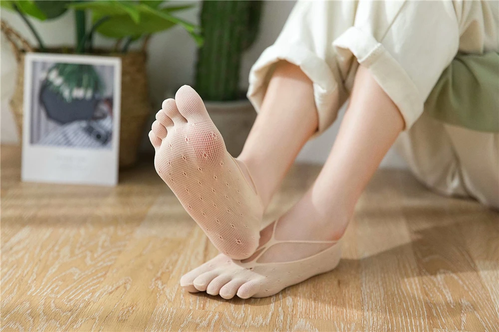 Damen Sommer Fünf-Zehen-Socken Ultradünne Lustige Unsichtbare Zehensocken Silikon Rutschfeste Anti-Reibungs-Fußschützer – Detail 17