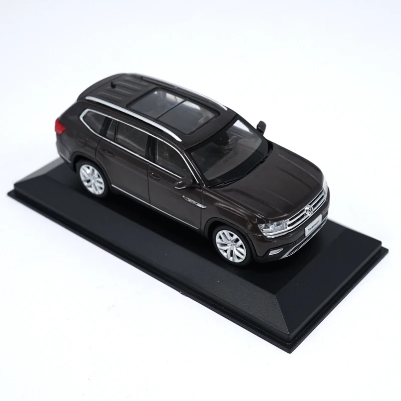 1:43 VW TERAMONT2017 литая модель автомобиля игрушки металлические модели автомобилей