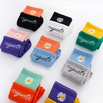 

Korean Streetwear Flower Embroider Cute Socks Women Japanese Harajuku Style Kawaii Socks Autumn Winter for Ladies