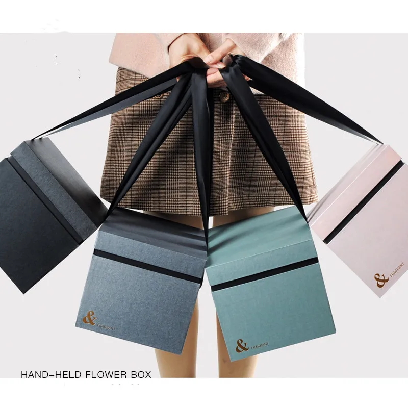 

2019 New Flower Paper Boxes With Lid Hug Bucket Florist Gift Packaging Box 28x18x16cm Flower Florist Holders Gift Boxes Decor