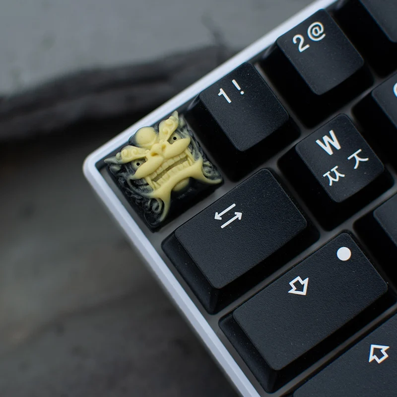 

Chinese Style Lion Head Keycap Resin Fancy Key Cap For Cherry MX Keyboard New