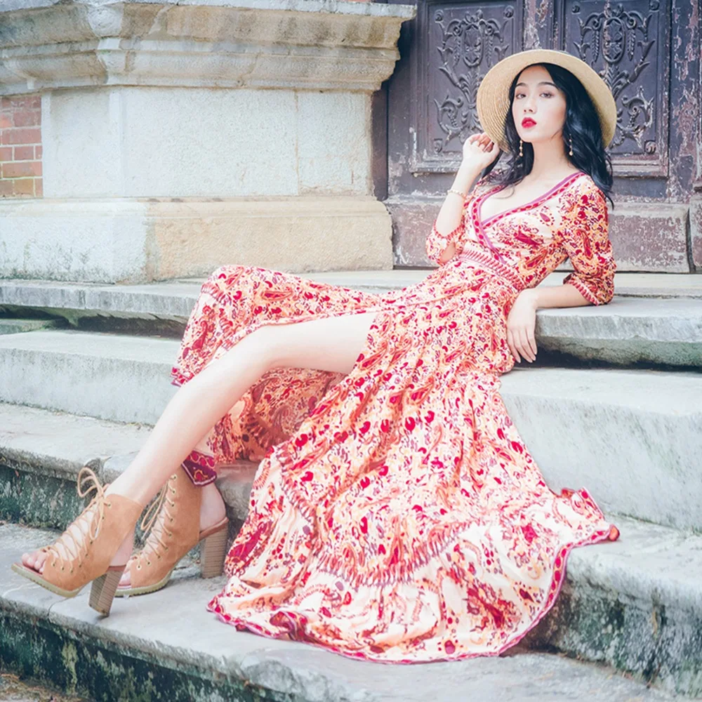 

2018 Spring WOMEN'S Dress New Style V-neck Floral Printed Dress Bohemian Seaside Holiday Swinging Skirt