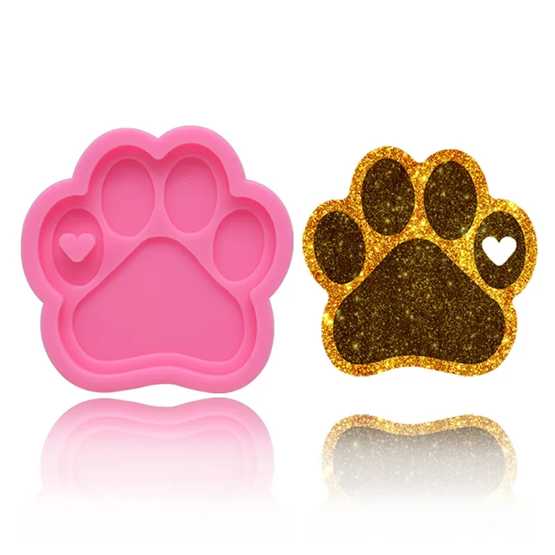 

DIY Silicone Mirror Bear's Paw Keychain Pendant Mould, Crystal Bear's Paw Jewelry Accessories Mould, Making of Keychain Pendant