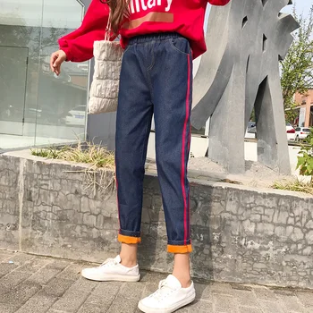 

Plus velvet warm jeans female 2019 winter boyfriend wind plus velvet thickening feet straight pants side vertical stripes jeans