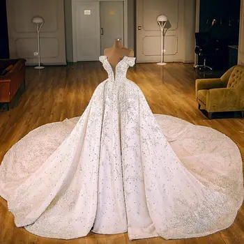 

Dubai Royal Wedding Dress V Neck Lace Up Luxury Vestidos De Noiva Beads Wedding Dresses robe de mariee Long Bridal Gowns