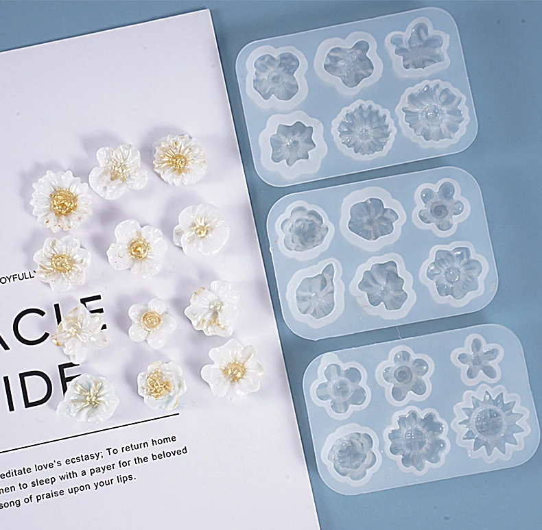 

Flower Crystal Epoxy Mold Daisy Silicone Mold DIY Tool Resin Silicone Mold Decoration for Gift make Hair Clips and Earrings