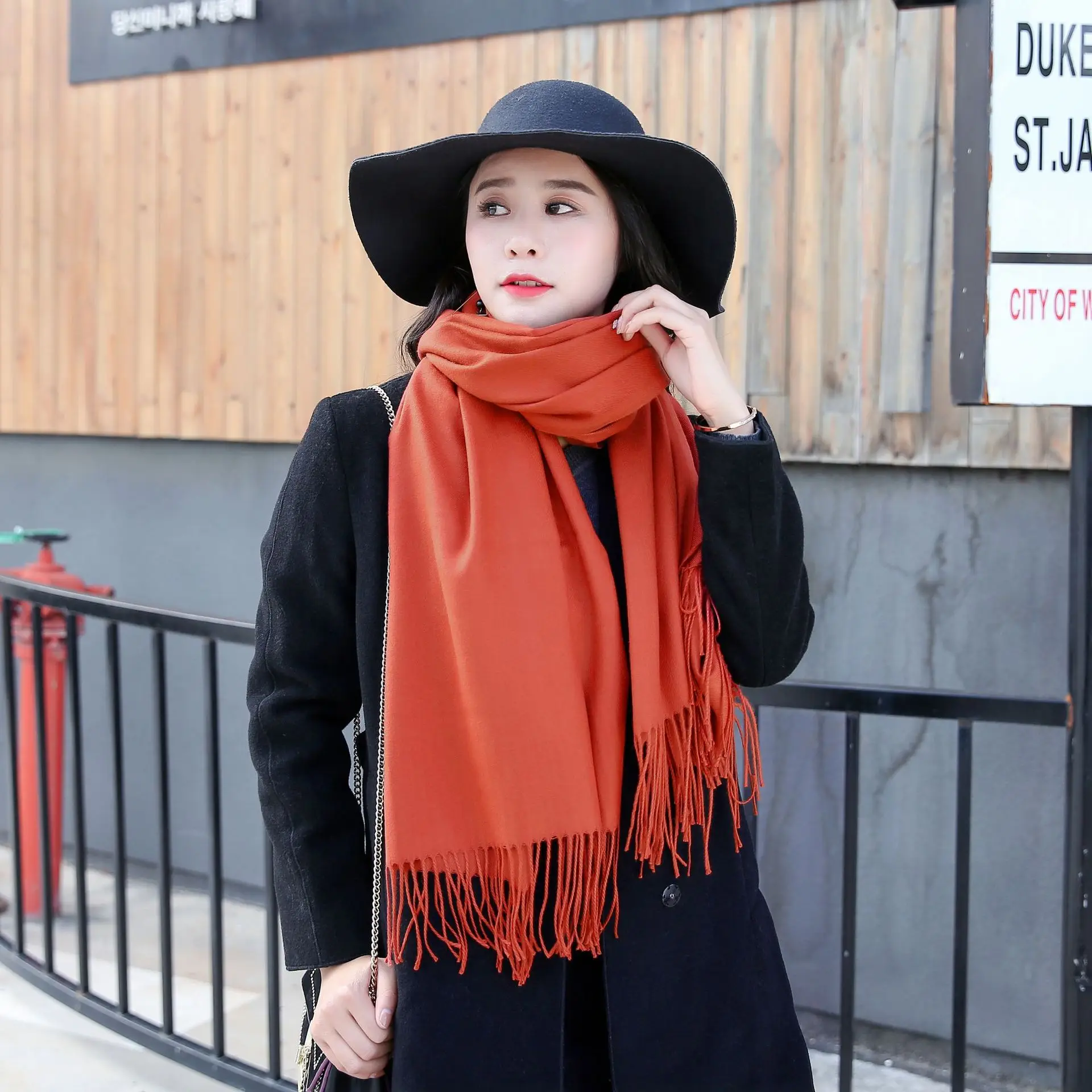 Luxury Cashmere Womens Scarf Spring Winter Plaid Cappa Opera Cape Wraps Female Tippet Bandana Scarves Headscarf Foulard Mujer