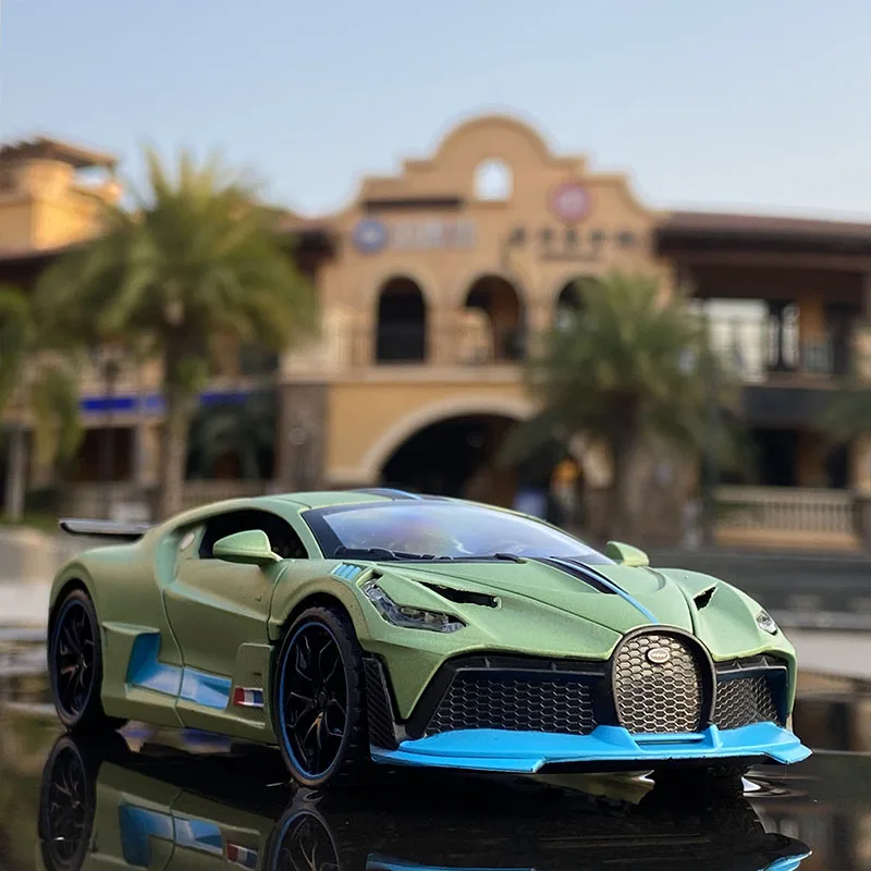 1:32 Bugatti Veyron Divo Alloy Sports Car Model Diecast Metal Toy Vehicles Car Model Simulation Sound Light Collection Kids Gift 5