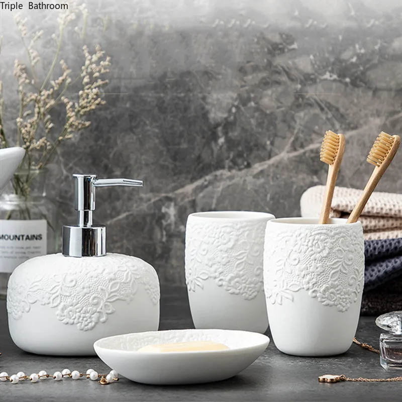 

Ceramics White Wash Set Nordic Style Gargle Cup Soap Dispenser Soap Holders Bathroom Shower Accessories Four Piece Set