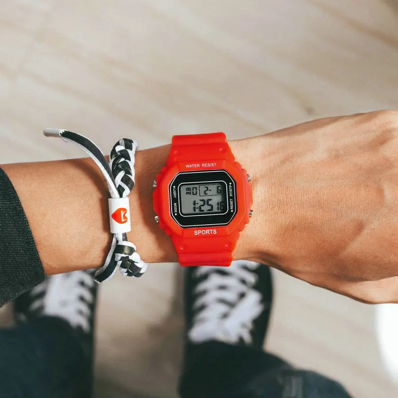 

New Fashion Men Women Watches Gold Casual Transparent Digital Sport Watch Lover's Gift Clock Children Kid's Wristwatch Female