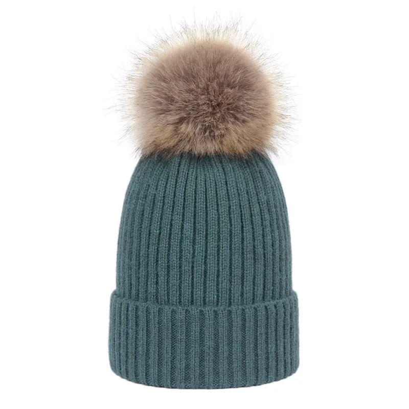 green Girita, женская вязаная шапка, Skullies, зимние шапки, флисовые вязанные крючком шапки, меховые женские теплые шапки с помпоном - Цвет: green