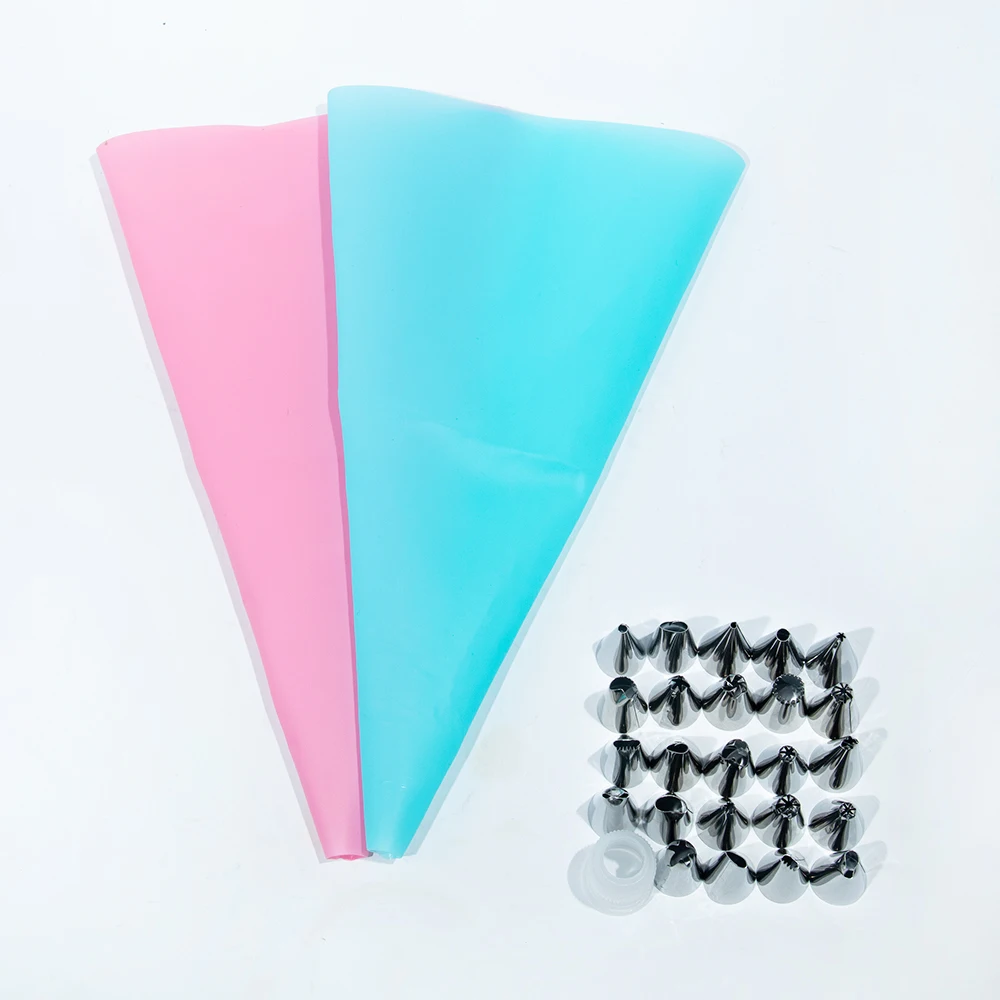 

26pcs Silicone Pastry Bag Tips Kitchen DIY Ice Cream Reusable Nozzle Set Cake Decorating Tools Piping Bag Candy Molds Cakes