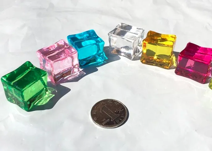 

30pcs 2.5x2.5cm Colorful Acrylic simulation broken ice Fake ice Photo Props
