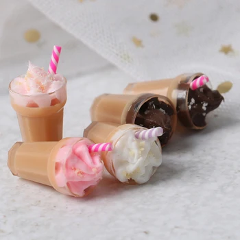 

1:12 Dollhouse Miniature Scene Model Drink Pretend Play Simulation Strawberry Chocolate Milkshake Dollhouse Accessories Kids Toy