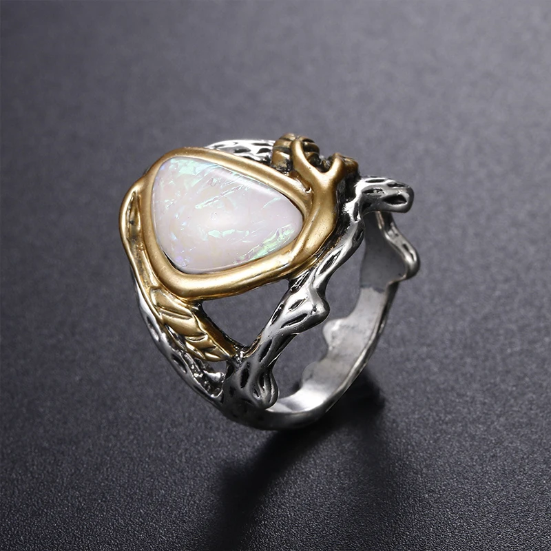 

Personality Luxury Female CZ Ring Leaf Rings For Women Luxury Wedding Ring Beautiful Ring Women Wedding Anniversary Gift