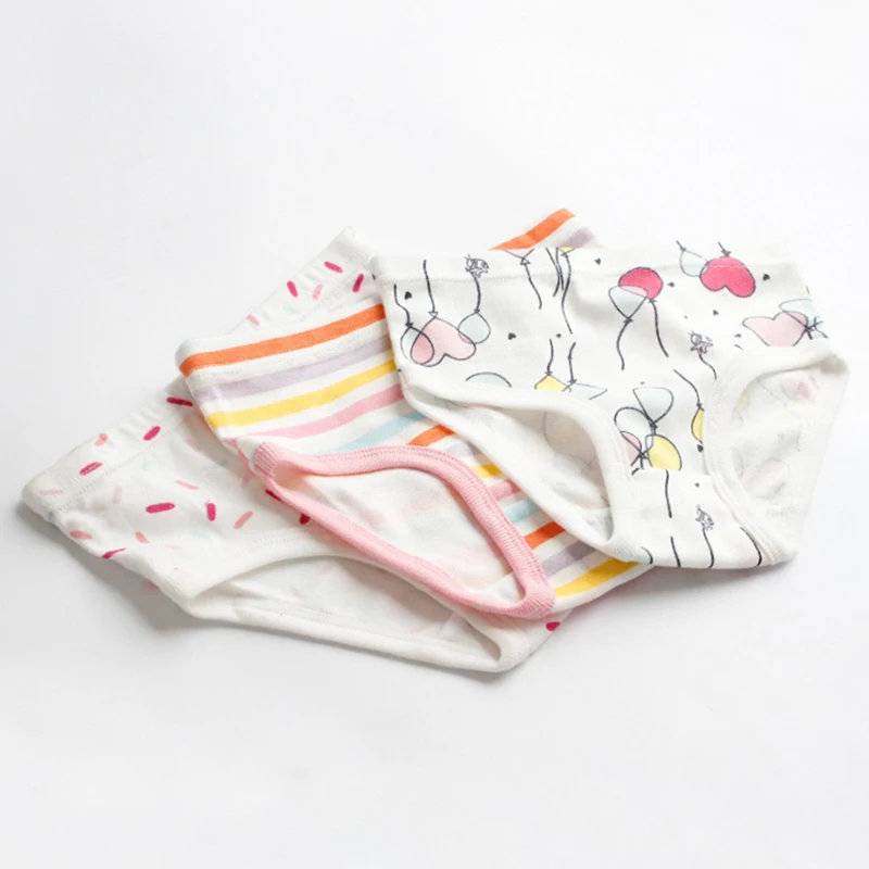 SheeCute 3Pc/Lot Baby Girls Underwear ComfortSoft Waistband Boxer Briefs  Cotton Panties Color: Team C, Kid Size: 110(4T)