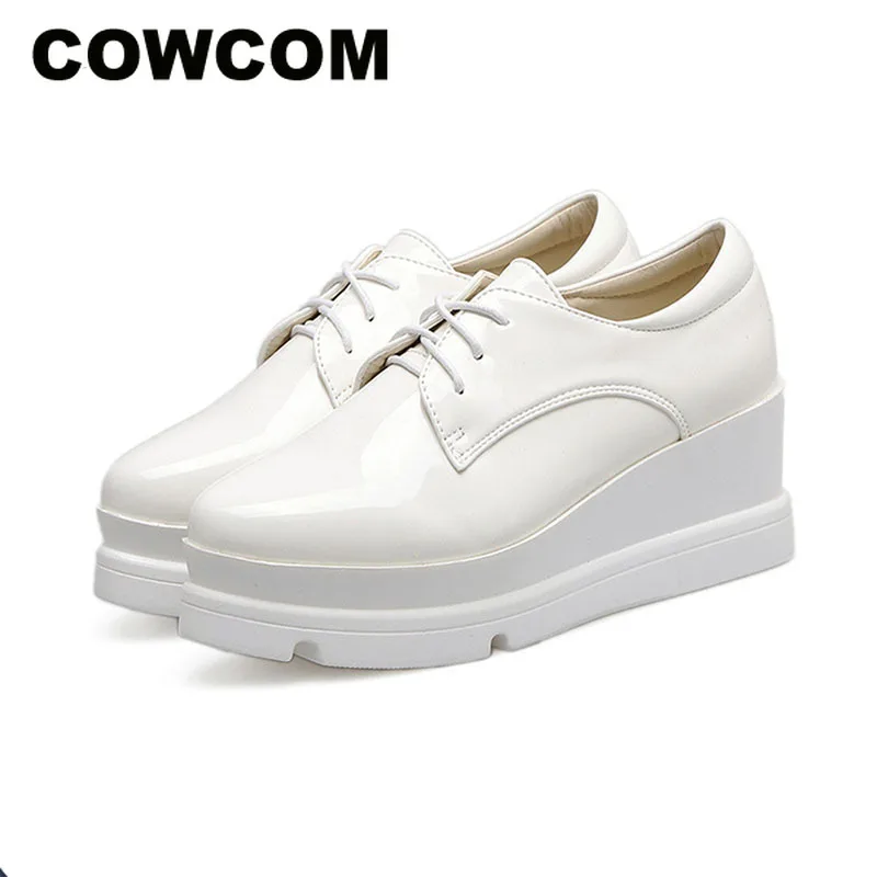 COWCOM/2017 г. Осенние тонкие туфли с острым носком водонепроницаемые на платформе из