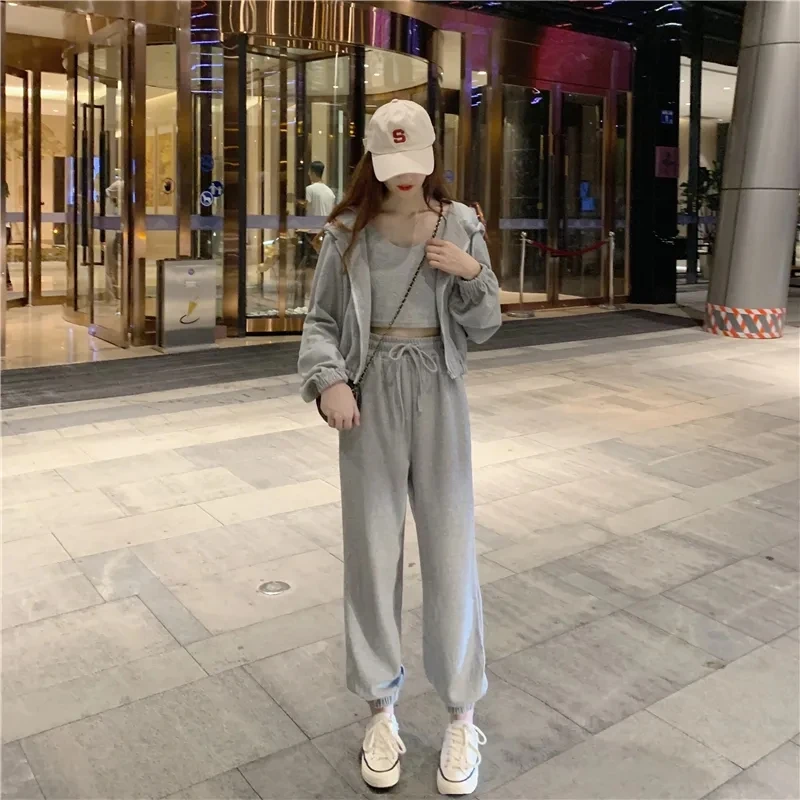 Solid Sets For Women 2021 Autumn New Hooded Three Piece Sets Casual Short 3 PCS Sweaters Fashion Training Suits Sports Suit 2021 summer new sik silk printing trend men s street fashion casual slim shorts set cotton short sleeve t shirt 2 piece sets