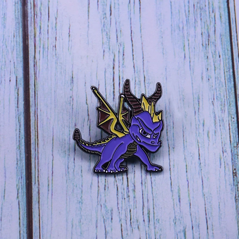 Spyro Pin Purple Dragon Gaming Enamel Retro Metal Brooch Badge Lapel 90s Kids 