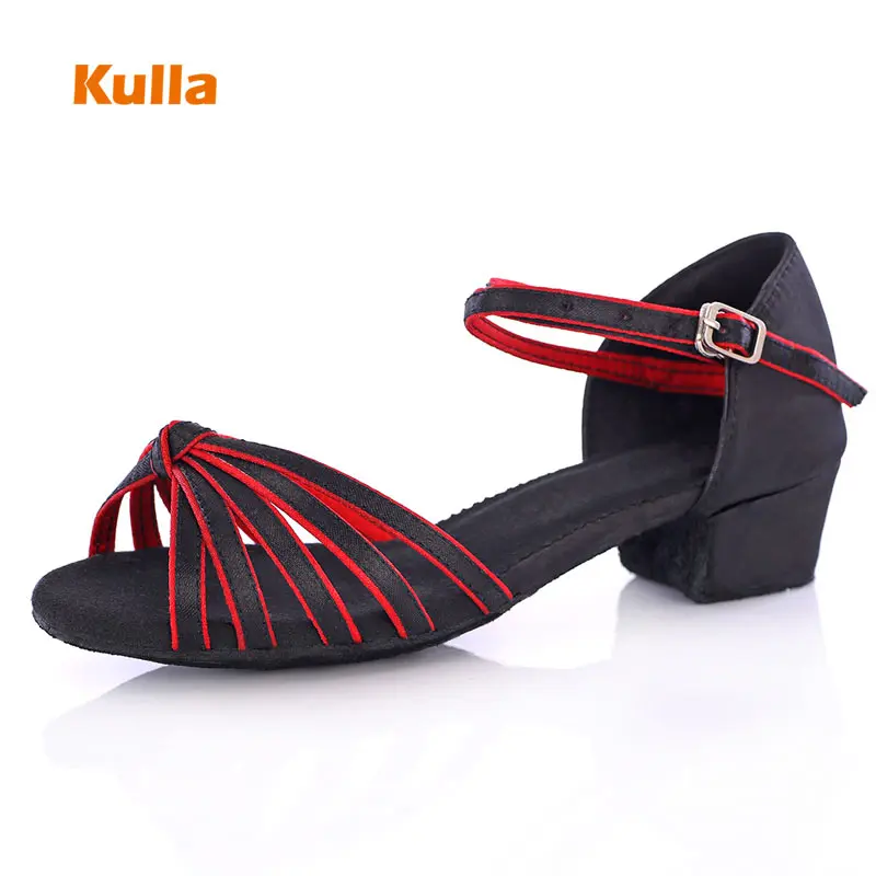 Anak-anak Tango Latin Untuk 1