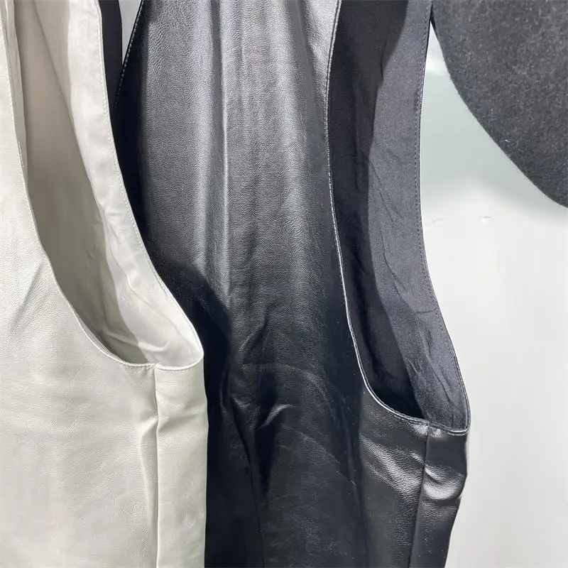 Рисунок 5 - Мужская куртка без рукавов