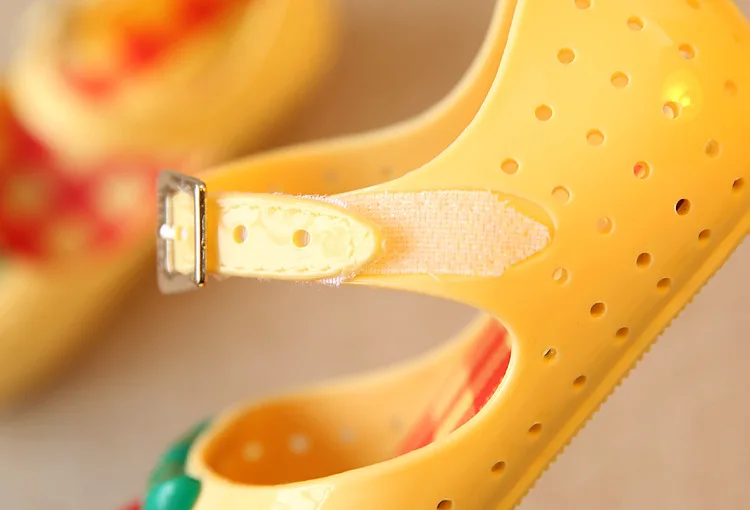 2969963194_888856304