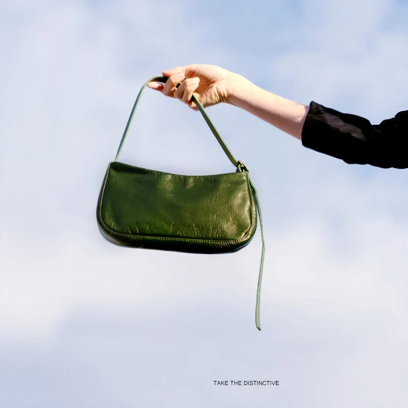 

2019 New Fashion Ladies Commuter Solid Color Wax Oil Leather Baguette Shoulder Bag Woman Handbag Messenger Bag