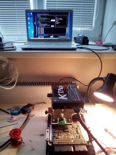 HTB1mFLuq_dYBeNkSmLyq6xfnVXaU_副本