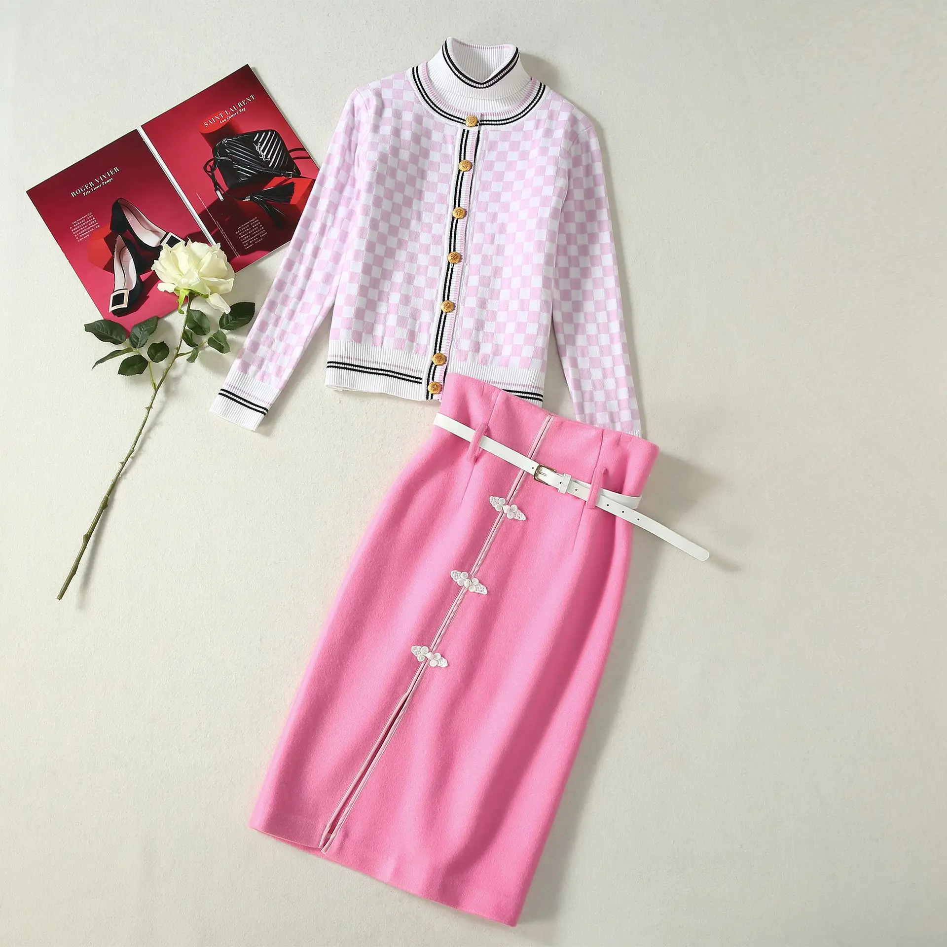 

European and American women's clothing 2019 winter new style Long-sleeved sweater vest Button skirt Fashion three-piece suit