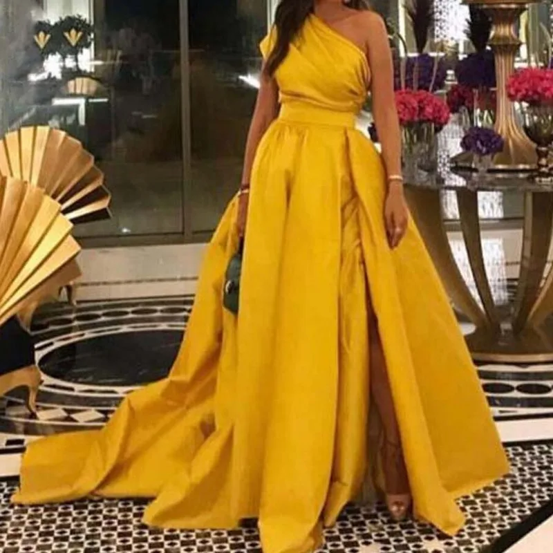 

Fashion Gold Evening Gowns A Line Sleeveless Formal Dress robe de soiree longue Custom Satin Prom Gown Evening Party Dress abiye